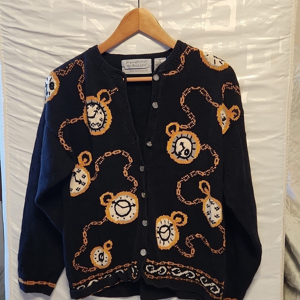 Northern Isle Signature Hand Embroidered clocks long sleeve cotton cardigan sz M